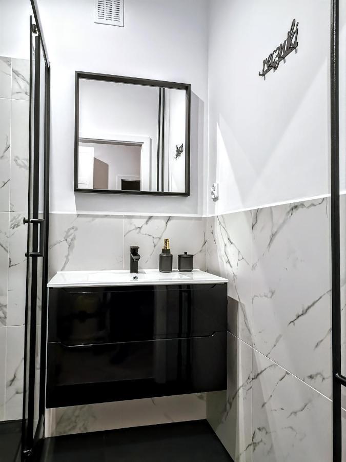 Przytulny Apartament Przy Sokolskiej - 550 Metrow Od Spodka Катовице Экстерьер фото